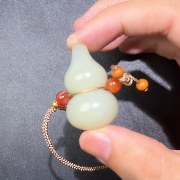 和田玉未镶嵌挂件虎*仔