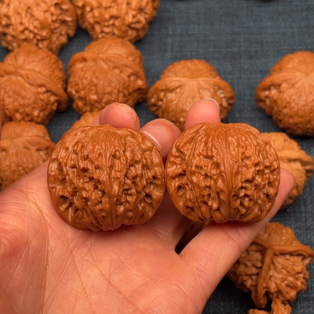 T***a文玩核桃把件39全品