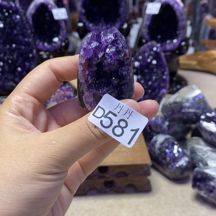 未镶嵌大型摆件（非配饰）水晶