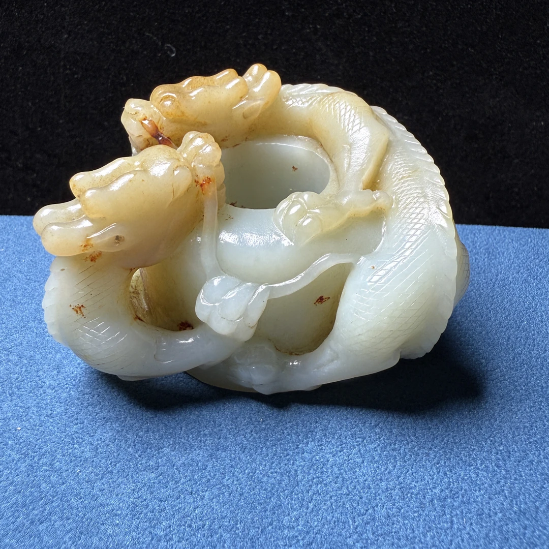 明清•和田玉籽料二龙戏珠双龙登山受沁扳指