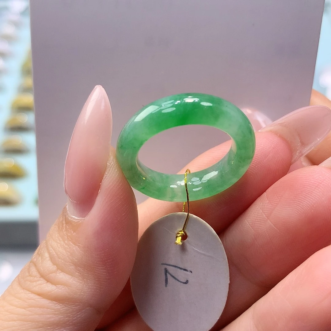 未镶嵌戒指翡翠12圈