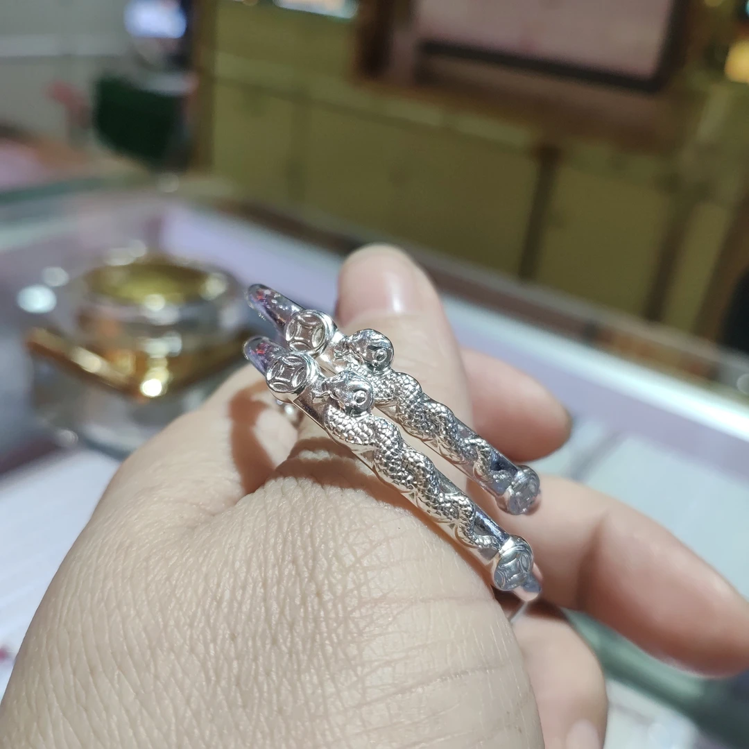 足银手镯 足银手镯时尚款百搭