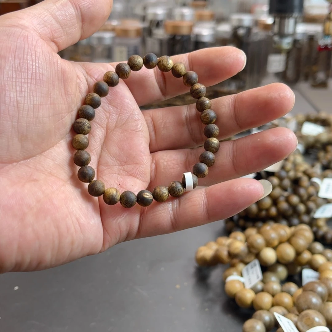 沉香手串 莺歌绿奇楠单圈7mm 多样性发一