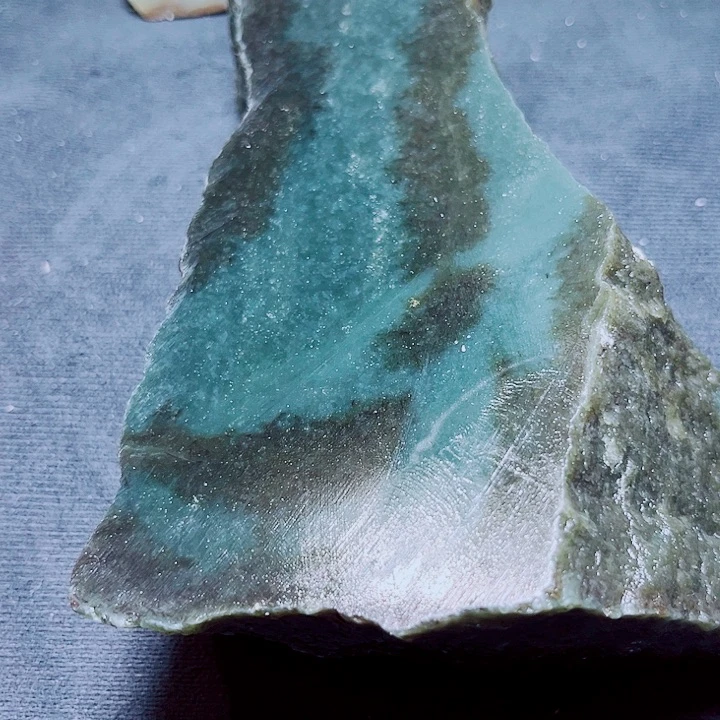 和田玉（糖玉）未镶嵌珠宝奇石