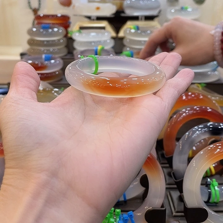 玛瑙/玉髓未镶嵌手镯26