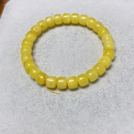 蜜蜡未镶嵌裸石串