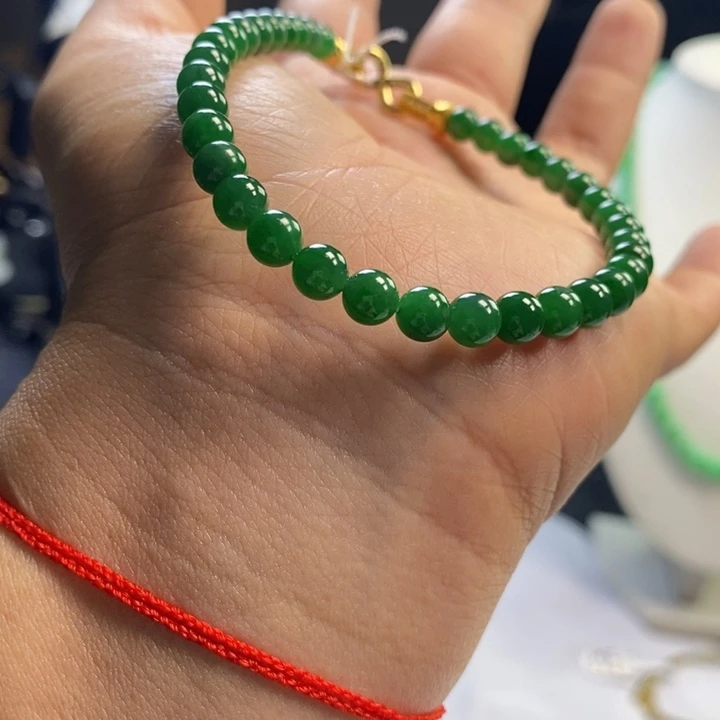 未镶嵌定制翡翠2卡5.5