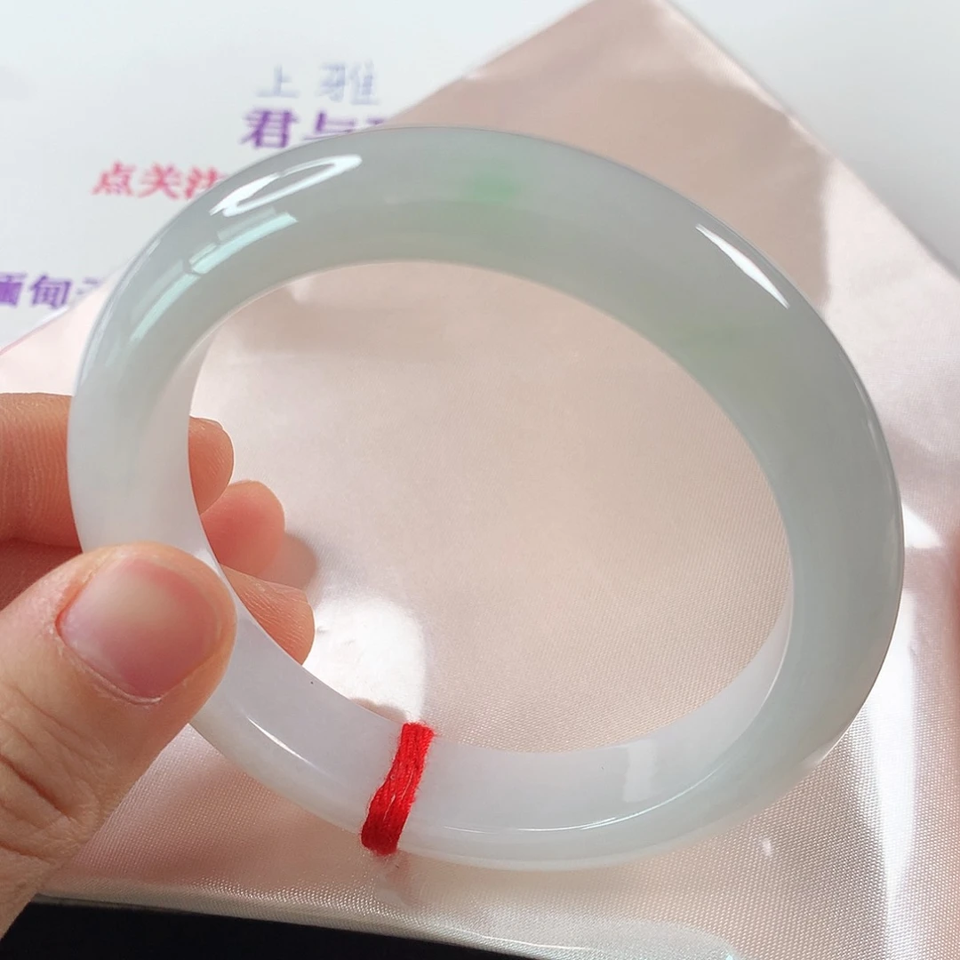 翡翠手镯未镶嵌 正圈①①②
