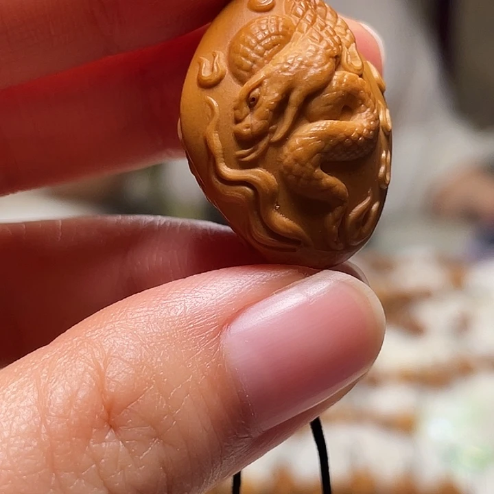 橄榄核吊坠橄榄核