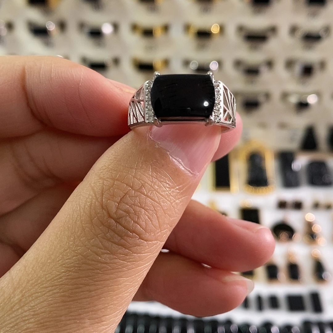 翡翠未镶嵌手链墨翠