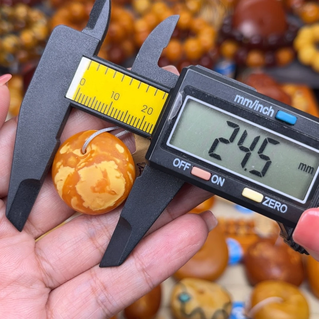 ****D蜜蜡未镶嵌裸石蜜蜡W