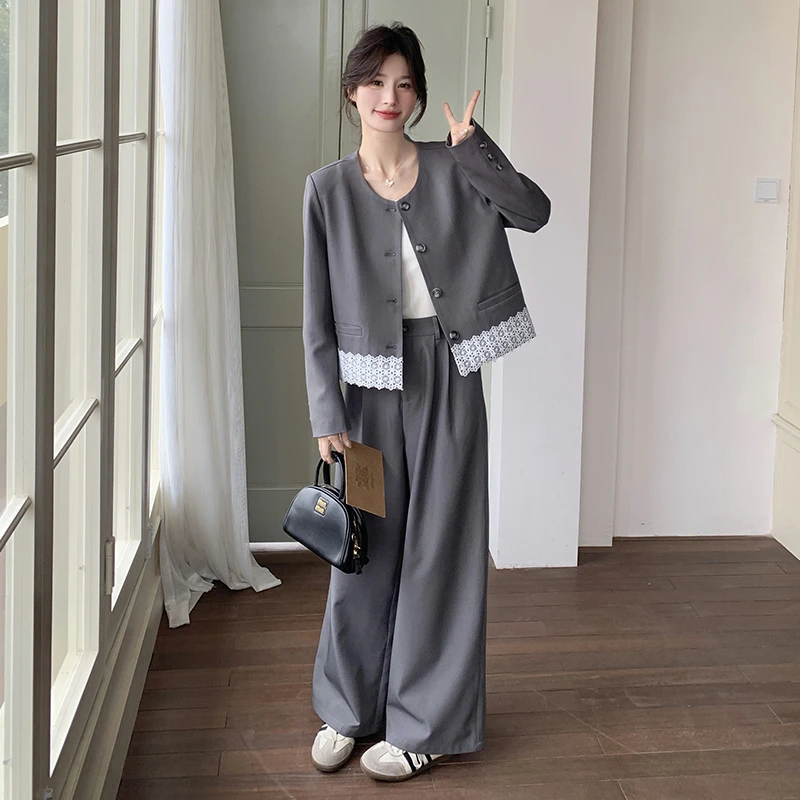 设计款休闲时尚套装女2025春秋款通勤风气质蕾丝上衣阔腿裤两件套