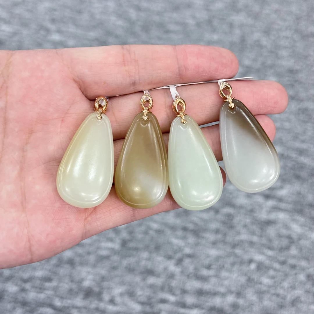 【老郑家】18k金和田玉吊坠 DM15 多样性发一件 约37*20mm