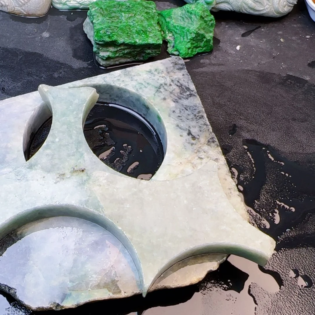 平***常翡翠未镶嵌颈饰51