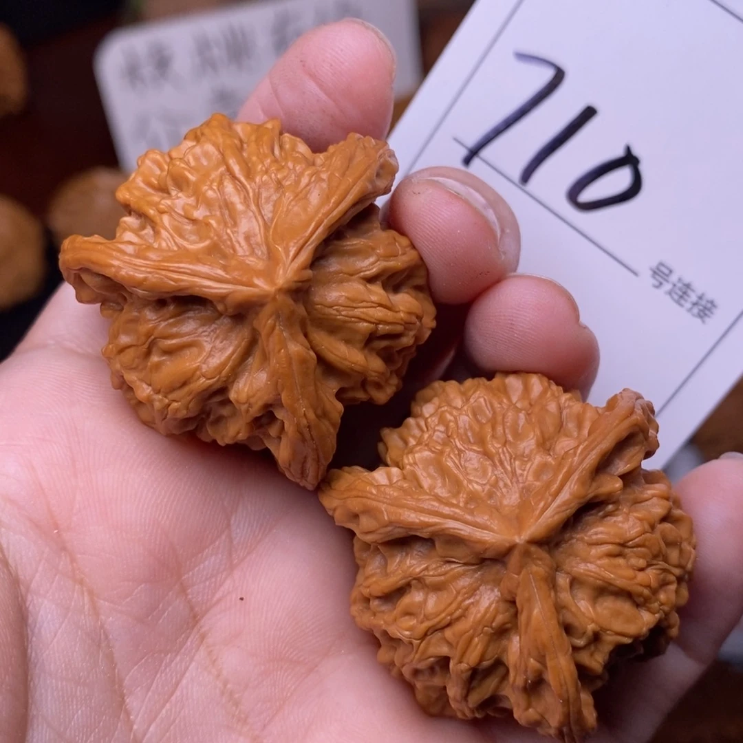 把件文玩核桃710三棱3.9