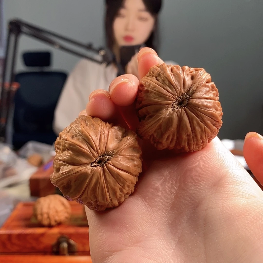 文玩核桃吊坠40铁锤