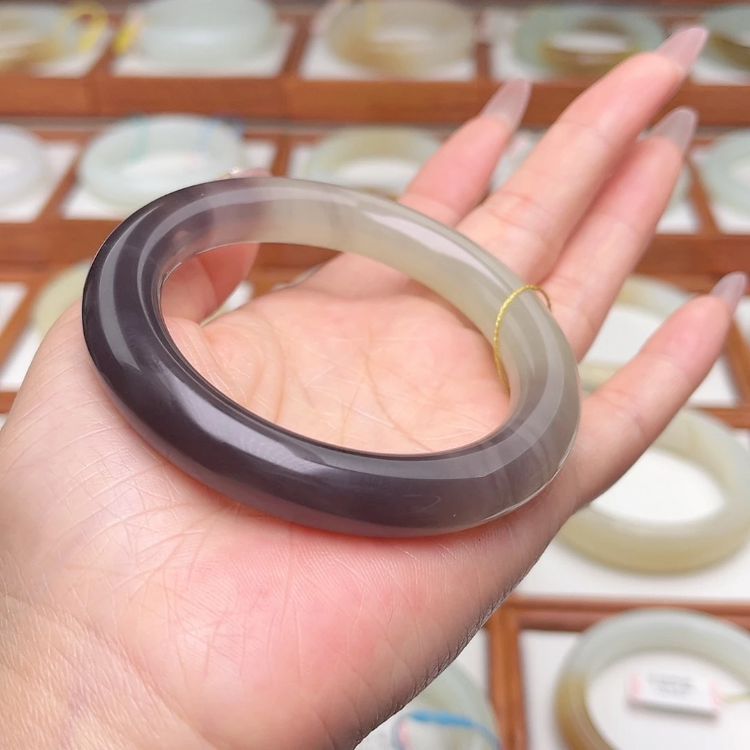 和田玉手镯未镶嵌57