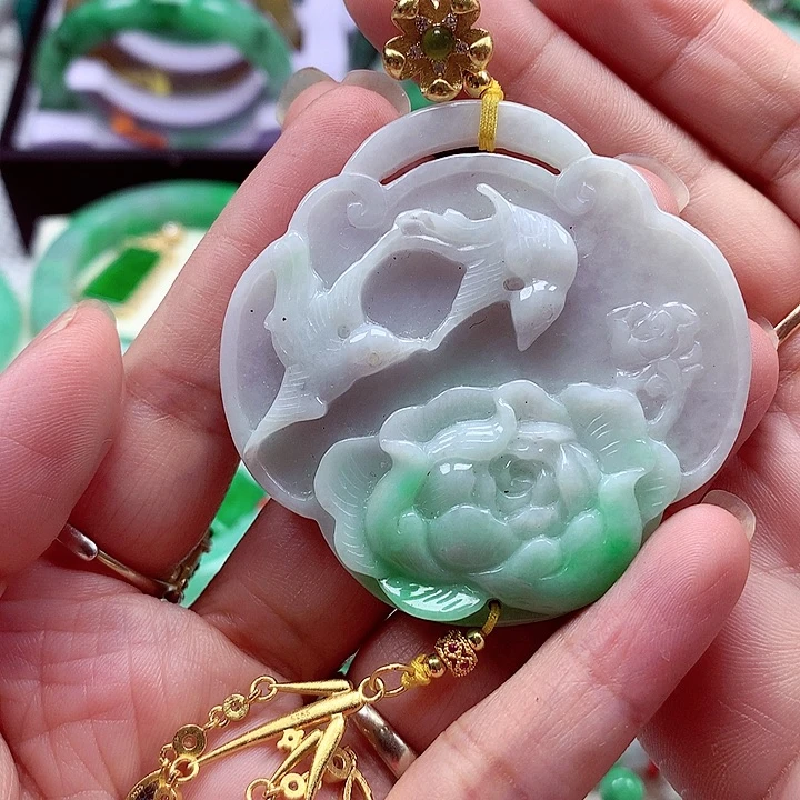 翡翠银S925镶嵌颈饰翡翠