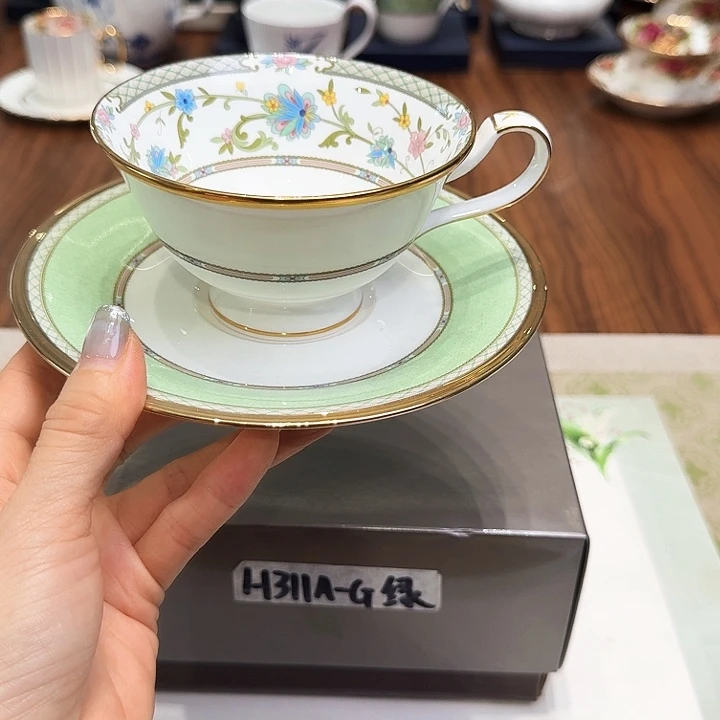 瓷片杯子杯子杯子水杯杯子水杯