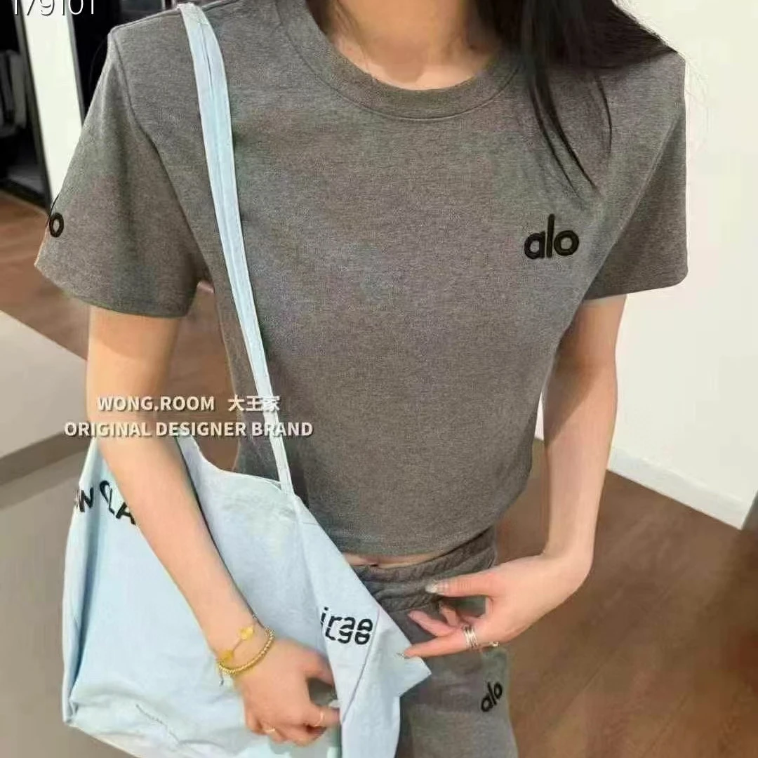 2025春夏款短袖T恤喇叭裤两件套alo刺绣显瘦修身休闲运动服套装女