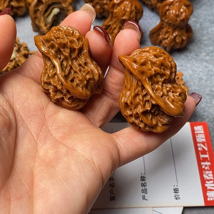 文玩核桃把件鸟儿