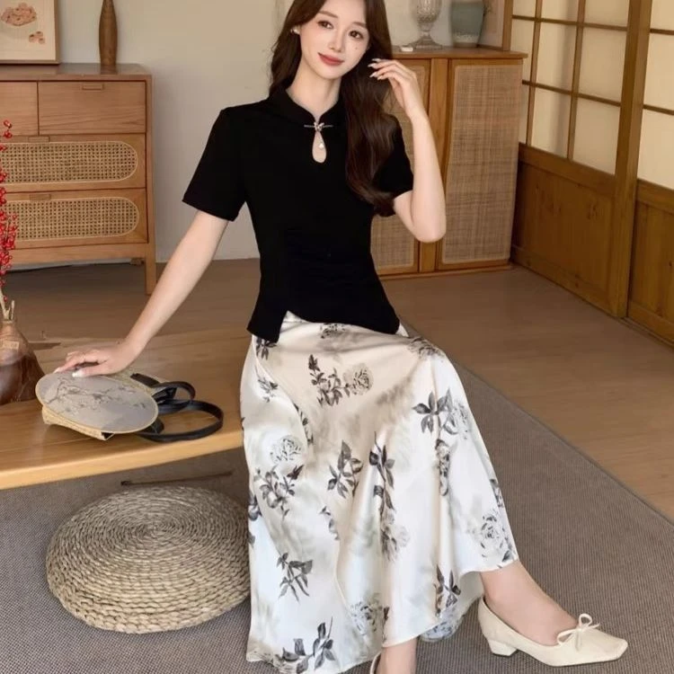 国风套装黑色盘扣上衣碎花缎面半身裙2025夏季新中式新款气质轻奢