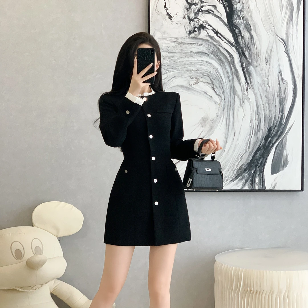 高级感小香风黑色连衣裙女春秋季新款气质收腰显瘦短裙子小个子