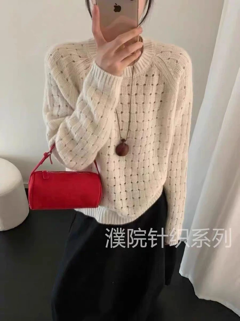 韩系慵懒风圆领软糯外穿针织衫1015