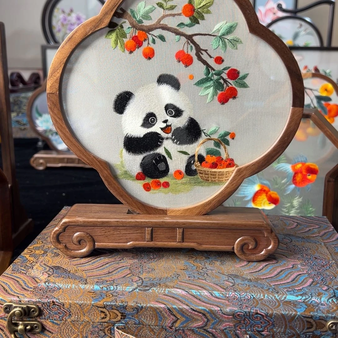 刺绣纯手工刺绣双面绣实木摆件