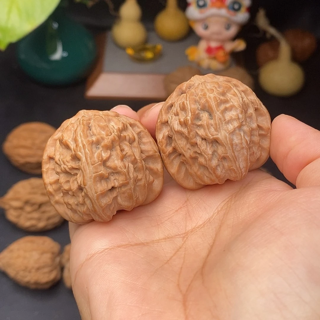 把件文玩核桃三角白全品39