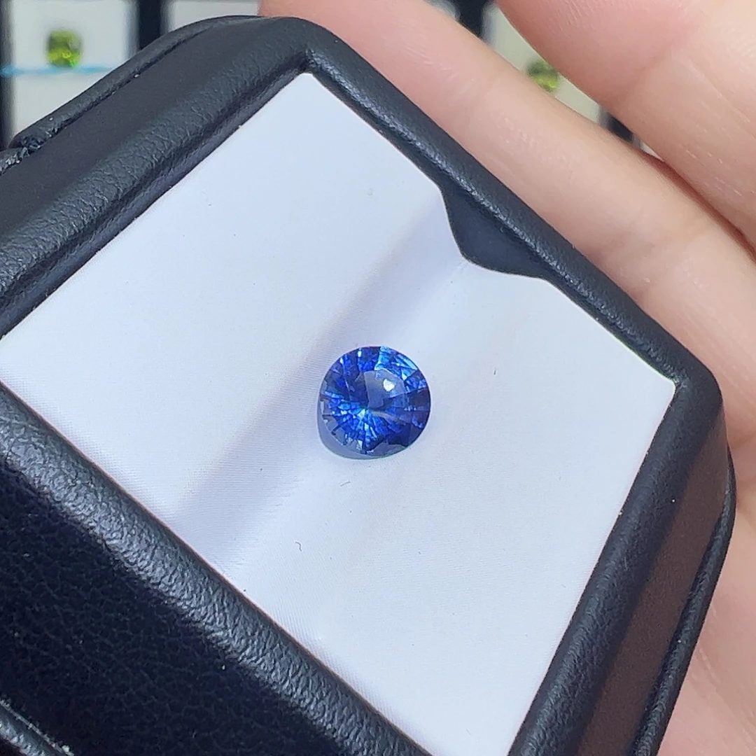 蓝宝石裸石1.55克拉，特价