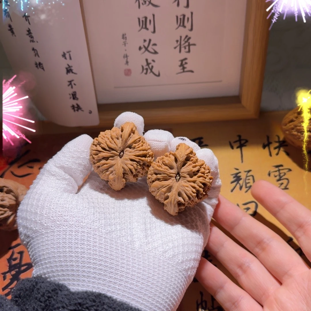 L***.文玩核桃吊坠42团子南疆石