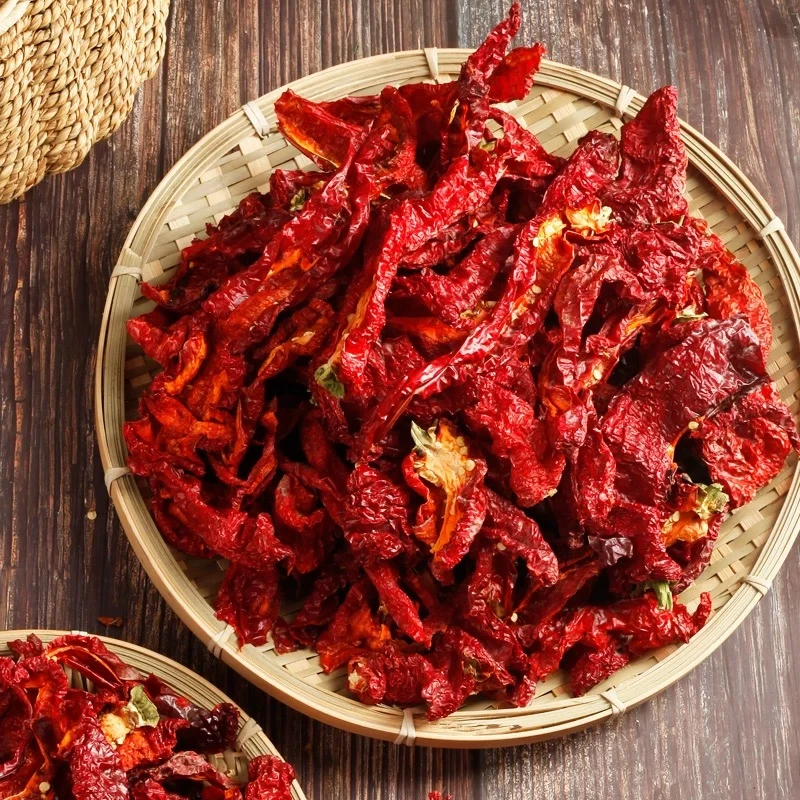 新疆焉耆厚肉吊晒干辣椒辣皮子自然吊晒适用于大盘鸡拌面