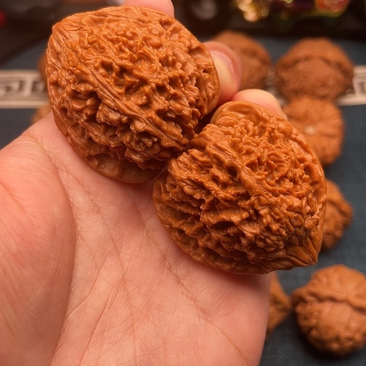 把件文玩核桃全品无修满天星40红皮