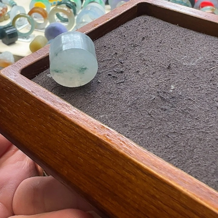 定制翡翠未镶嵌翡翠桶珠