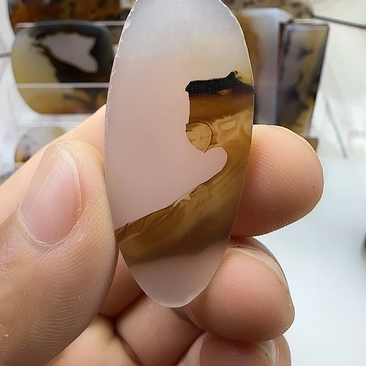 未镶嵌颈饰玛瑙/玉髓