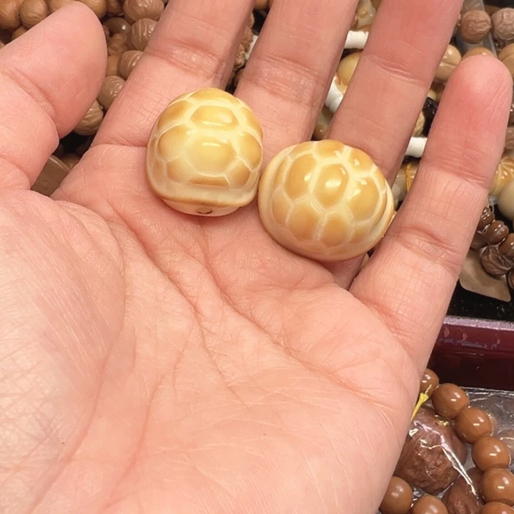 菩提果乌龟小配饰