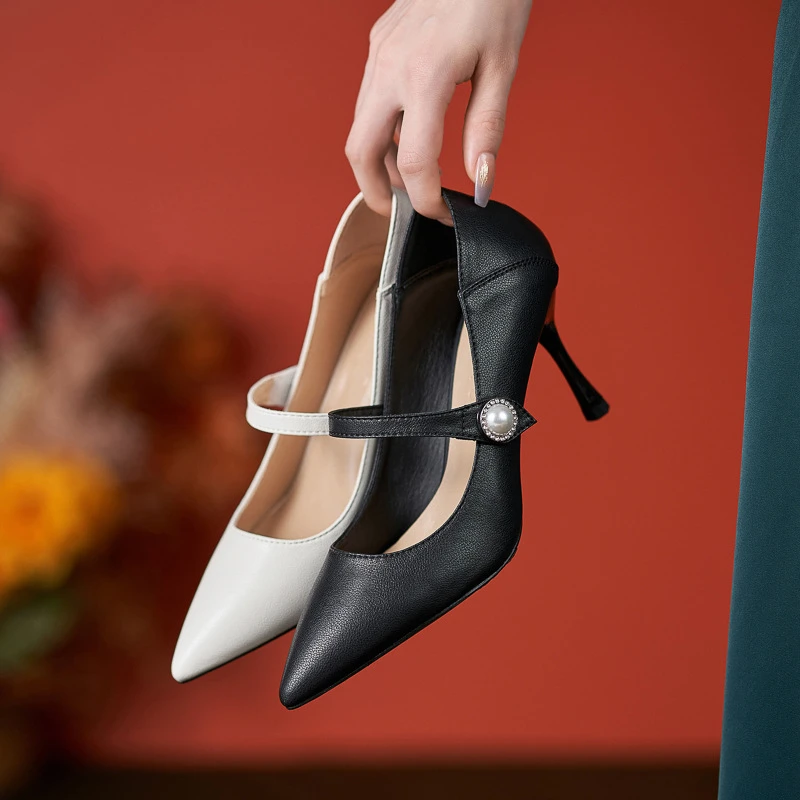气质名媛高跟鞋女小码313233一字带软皮珍珠低跟单鞋女大码41一43