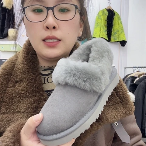 女士皮毛一体大喜庆35-38码