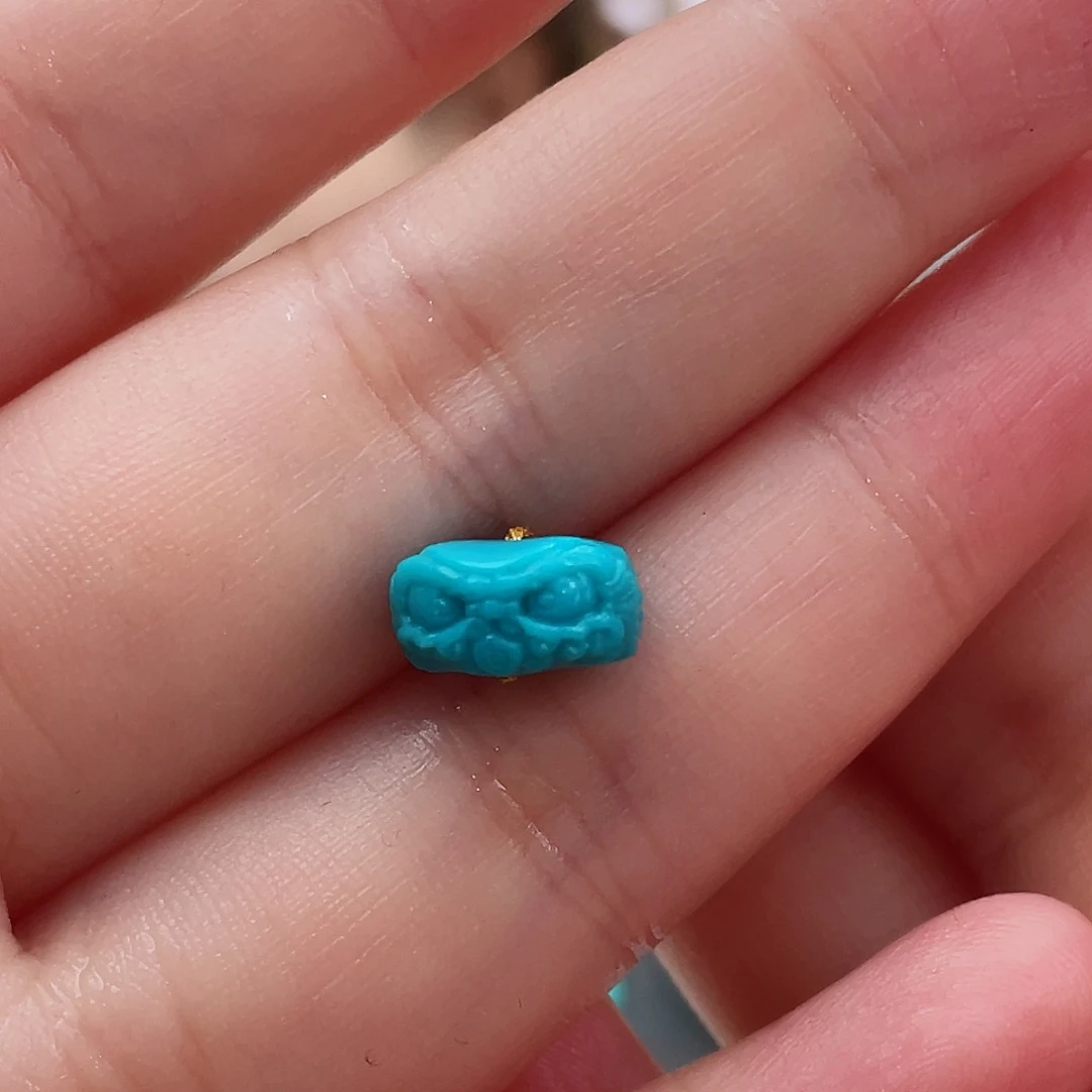 绿松石颈饰未镶嵌