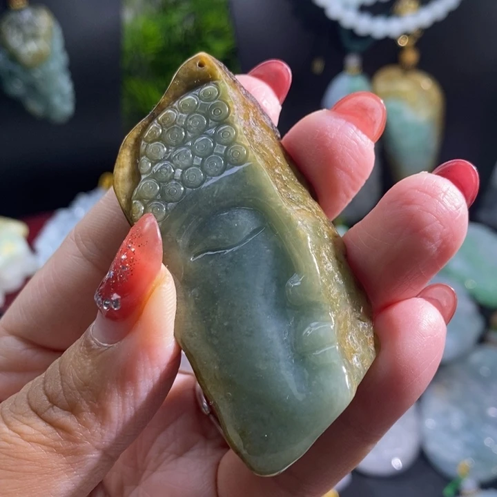 【闪购商品】颈饰未镶嵌翡翠佛