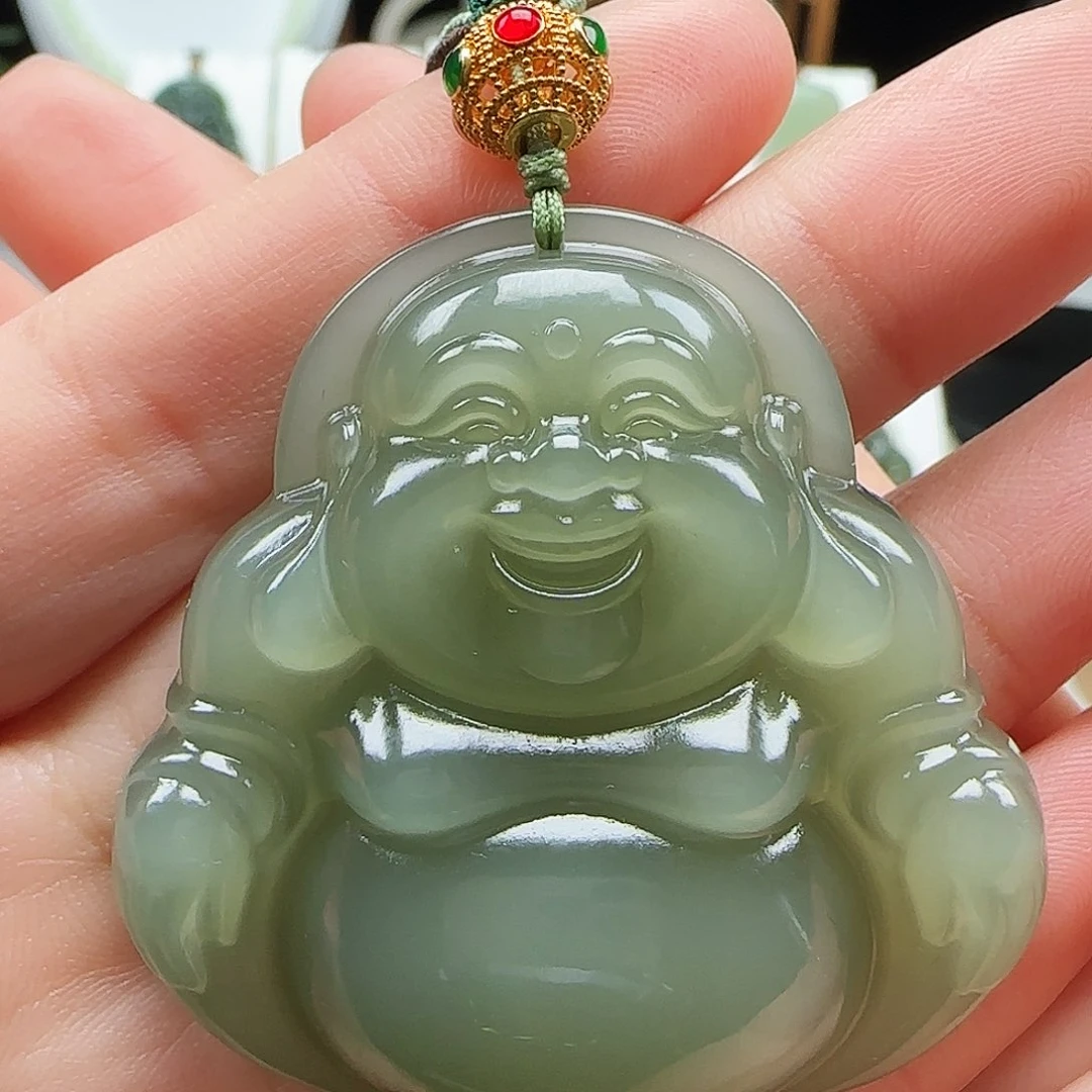 和田玉颈饰足金镶嵌