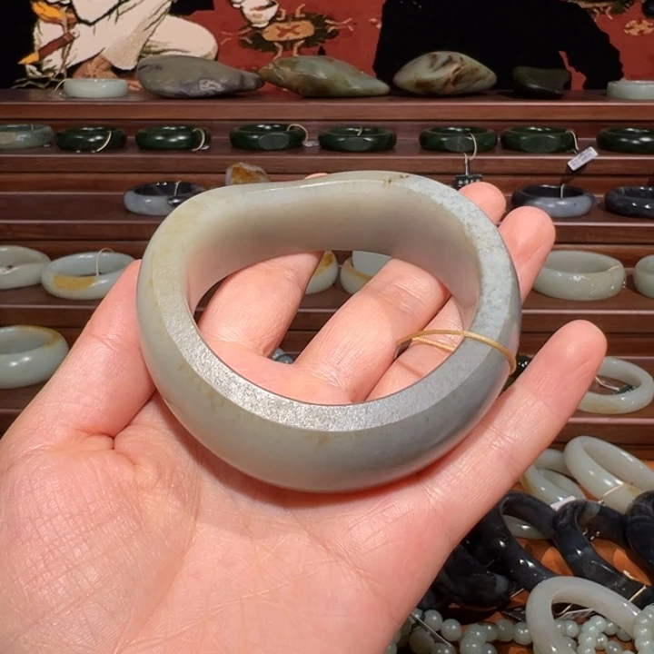 和田玉（子料）未镶嵌手镯