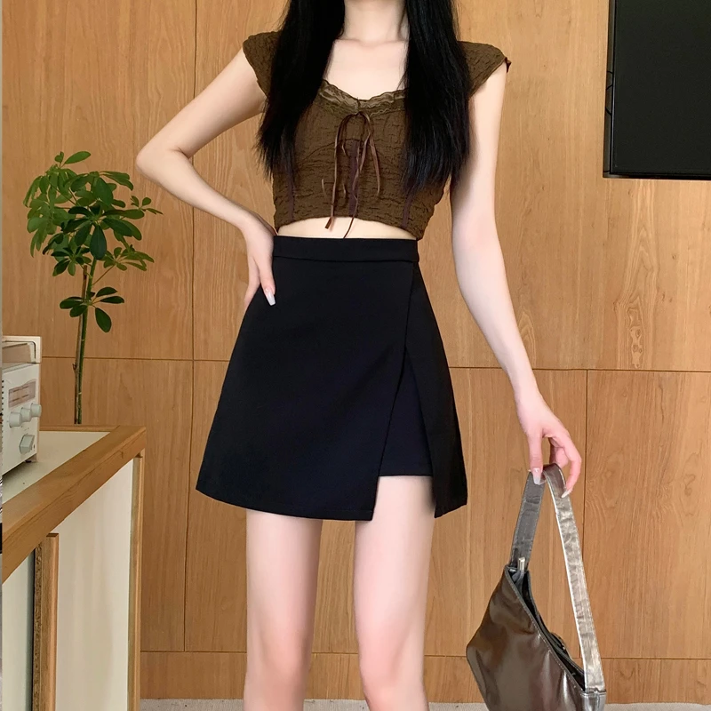 大码女装2024春装黑色开叉半身裙短裙时尚设计显瘦不规则a字裙子