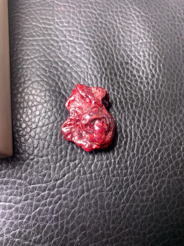 天然辰砂天然辰砂无根砂吊坠