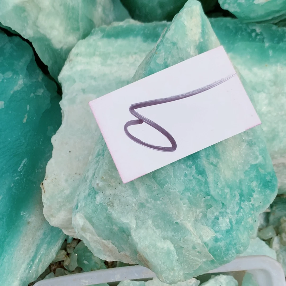 蛇纹石玉未镶嵌原石你**？