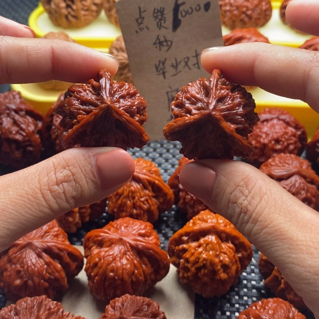 文玩核桃把件三棱