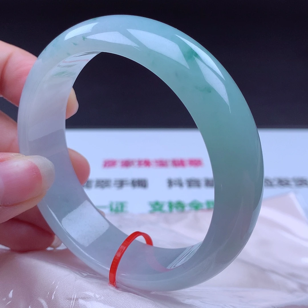 翡翠未镶嵌手镯手镯002015