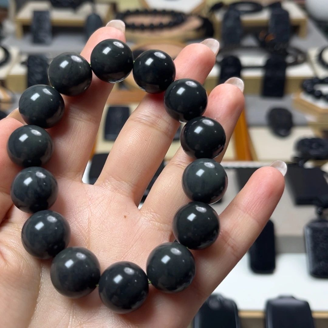 和田玉未镶嵌颈饰卡16圆珠