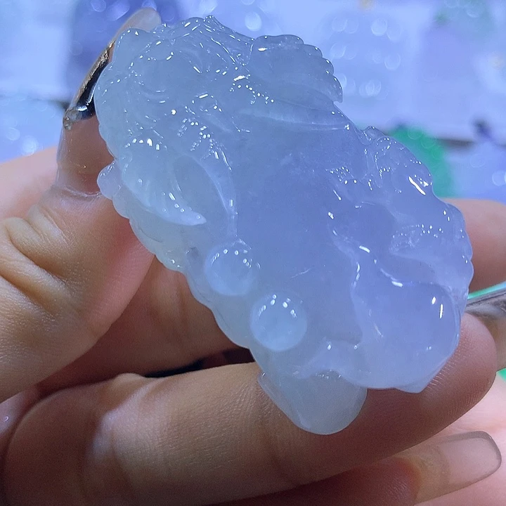 颈饰未镶嵌翡翠天然翡翠A货吊坠